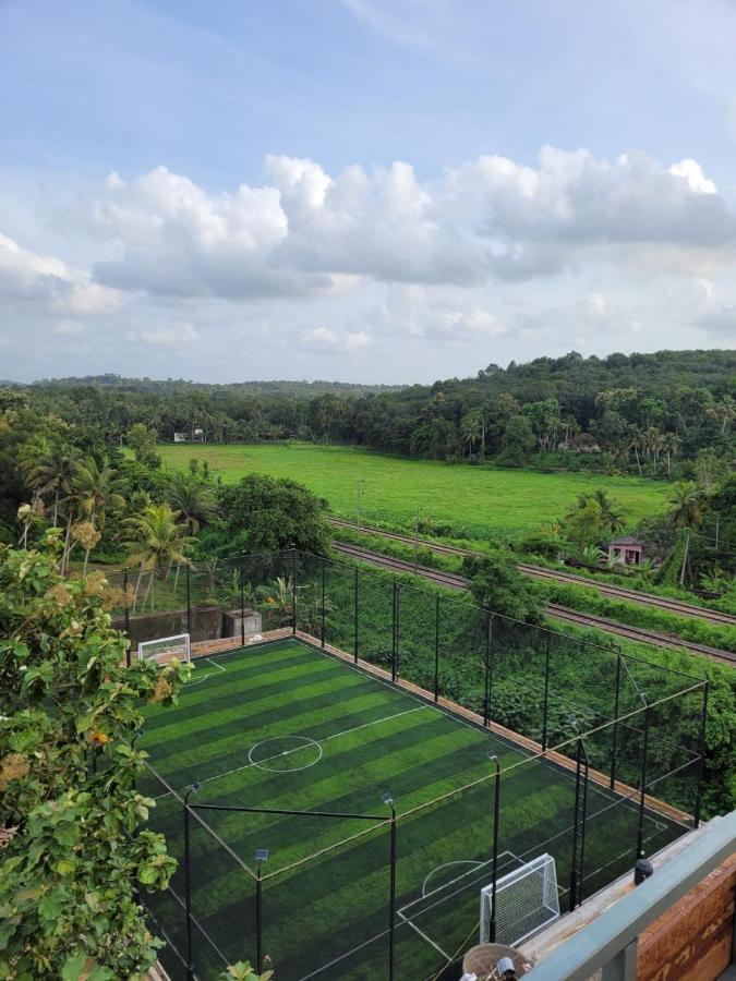 Beeza Clubhouse Otel Kottayam Dış mekan fotoğraf