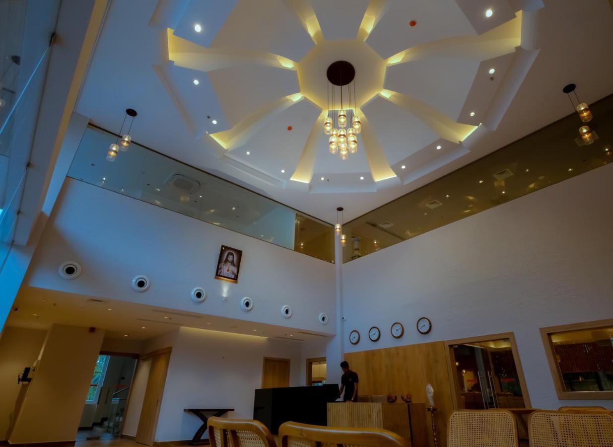Beeza Clubhouse Otel Kottayam Dış mekan fotoğraf