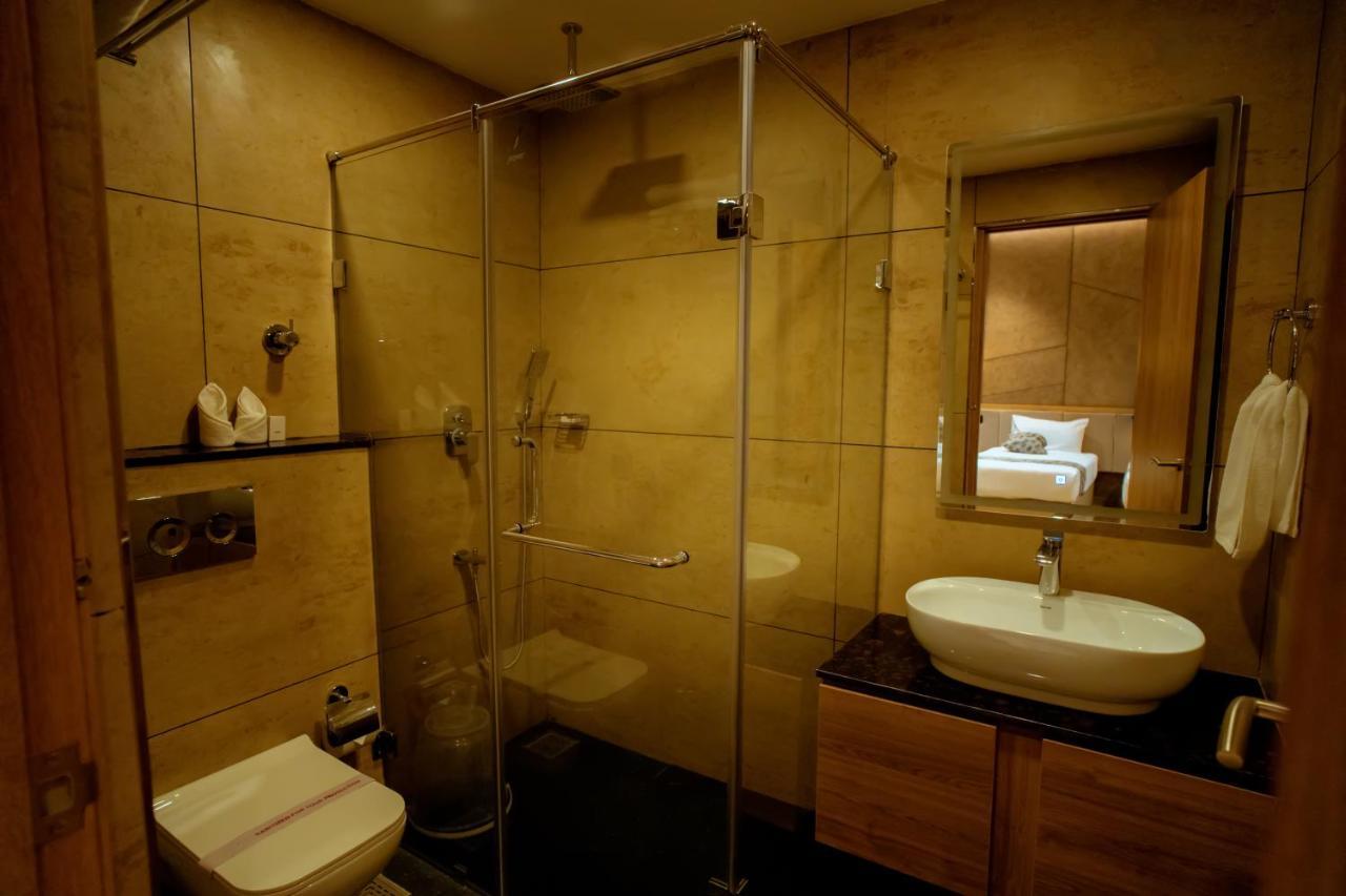Beeza Clubhouse Otel Kottayam Dış mekan fotoğraf