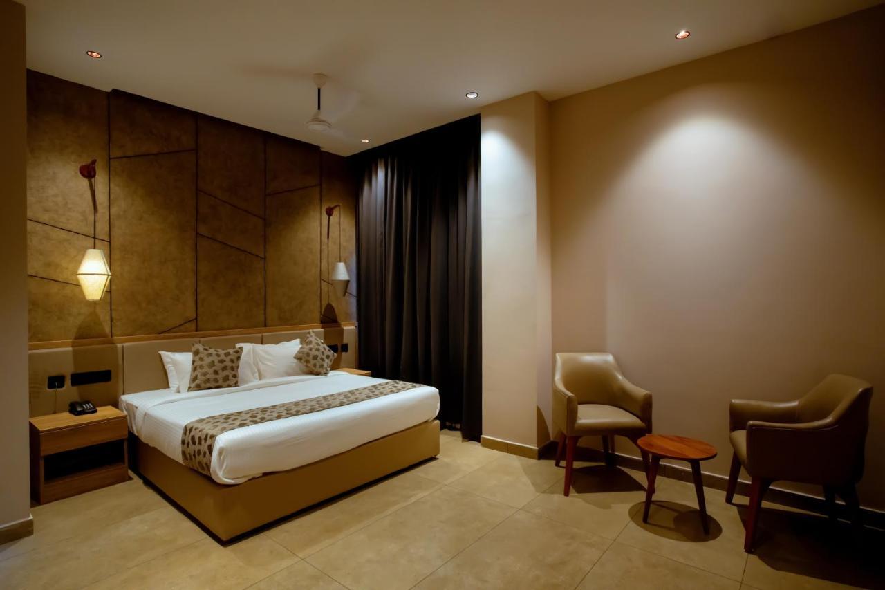 Beeza Clubhouse Otel Kottayam Dış mekan fotoğraf