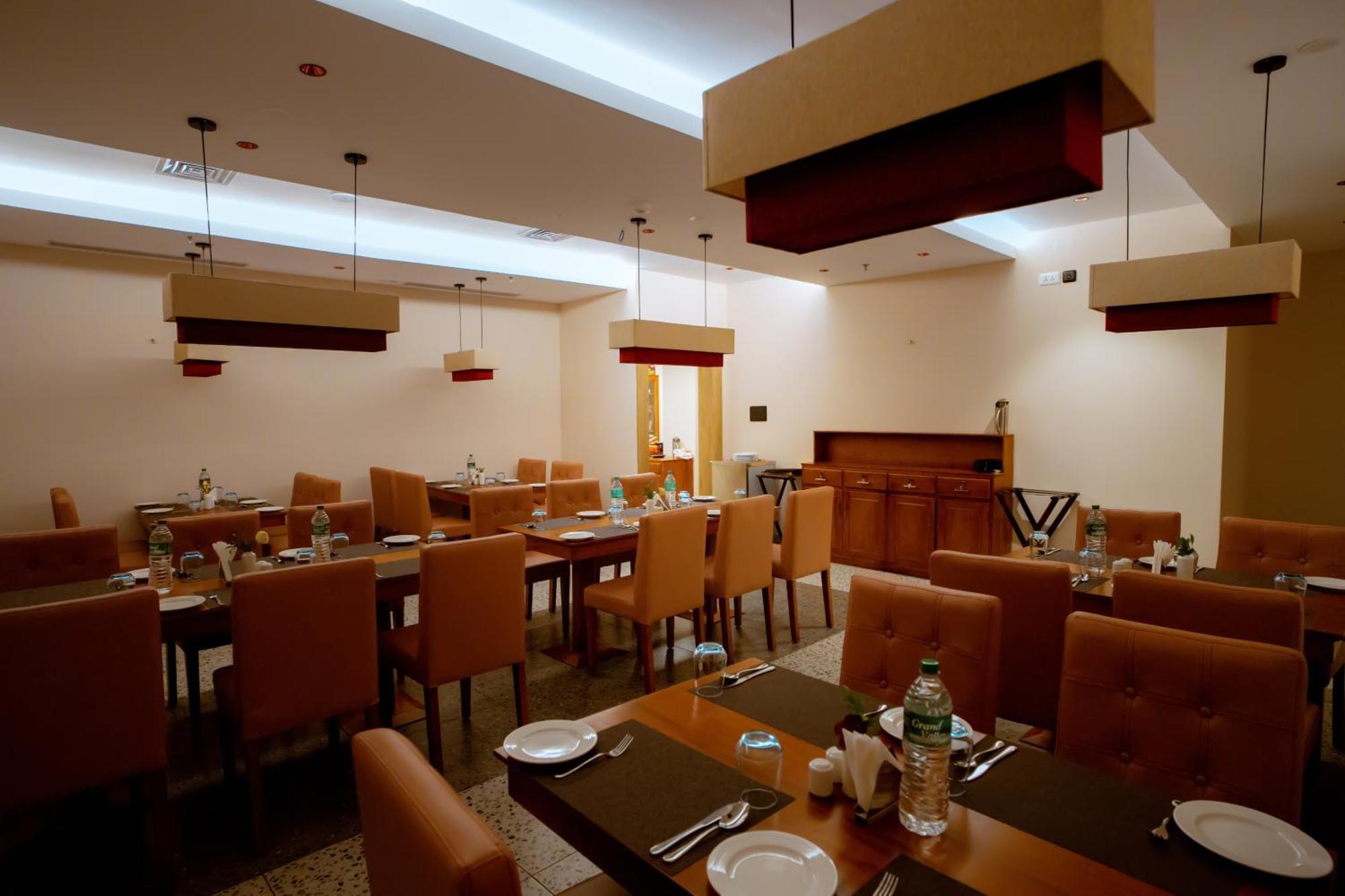 Beeza Clubhouse Otel Kottayam Dış mekan fotoğraf